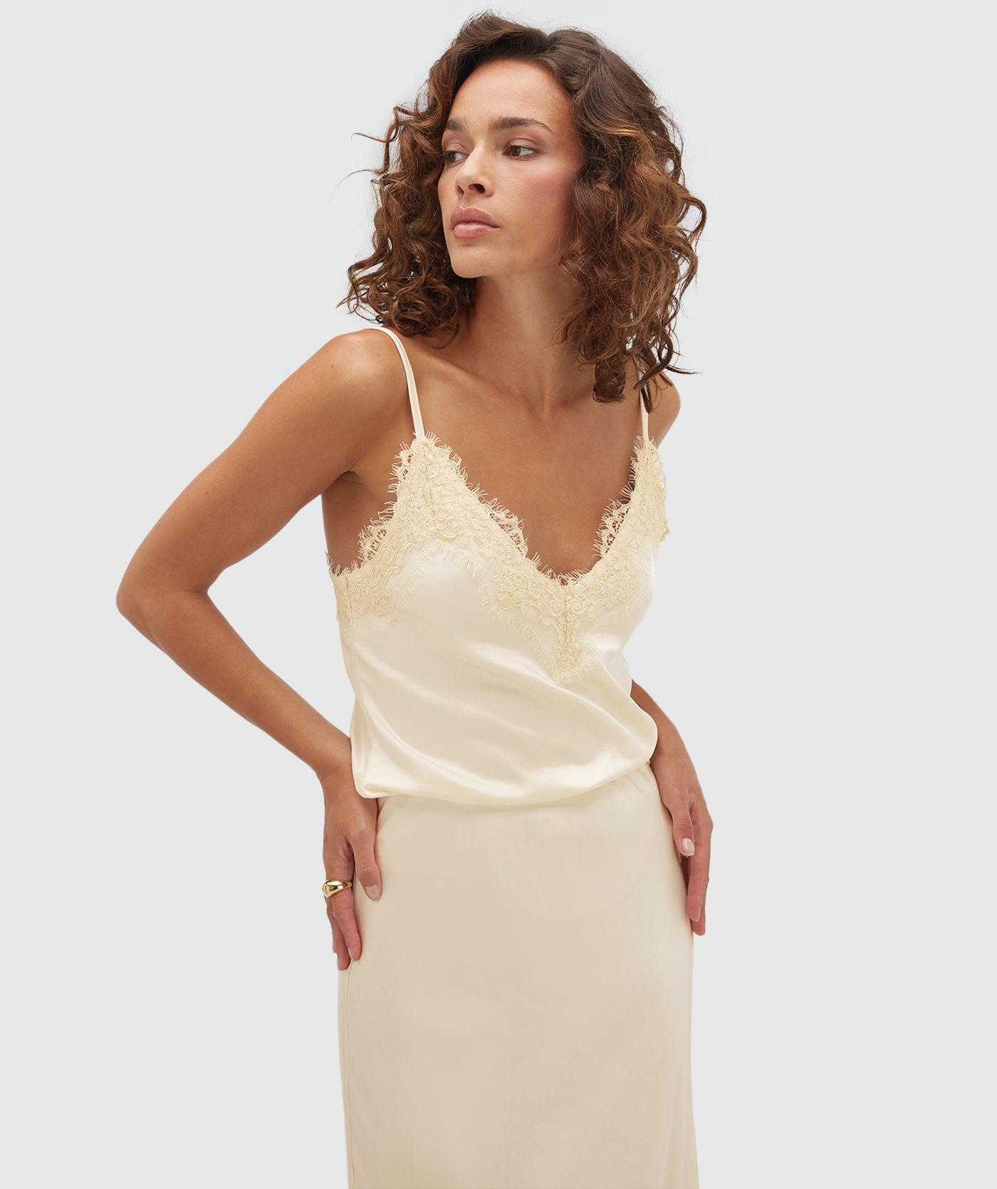 JV-BAILA regular fit top met kant - light yellow