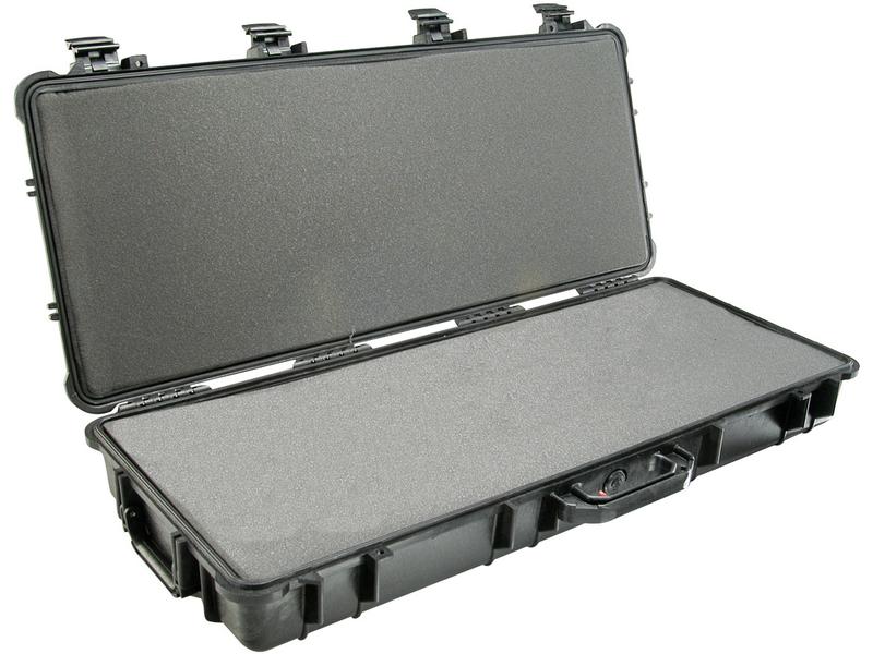 Peli Schutzkoffer 1700 mit Schaumstoffeinlage, Schwarz Protector Lang Case 1700 für empfindliche Ausrüstung, 41.52 l Volumen