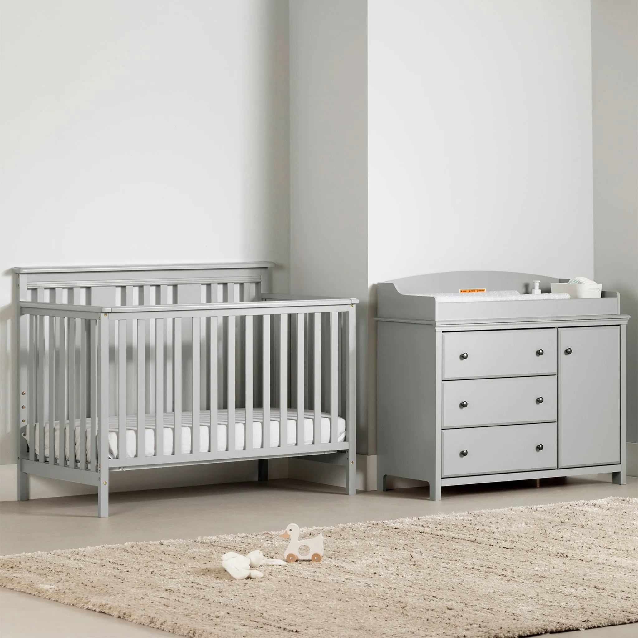 South Shore Ensemble lit de bébé et table à langer avec pourtour amovible - Cotton Candy Gris clair