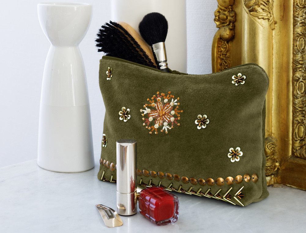 Trousse et pochette-Dans un écrin