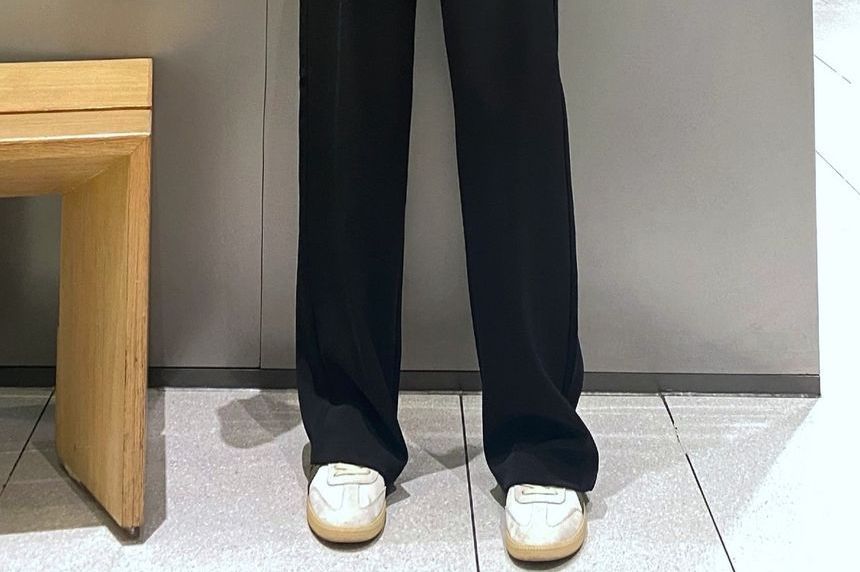 Rustie - Hoge taille effen wijde broek