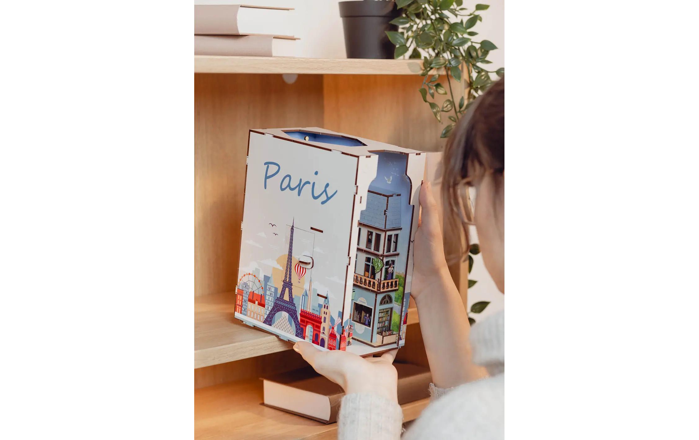 Bausatz Tiny Adventures ParisZauberhafte Miniaturwelt mit LED-Beleuchtung für Ihr Bücherregal