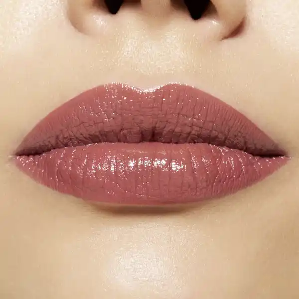 Shine Bomb Lip Lacquer 070 Hottie