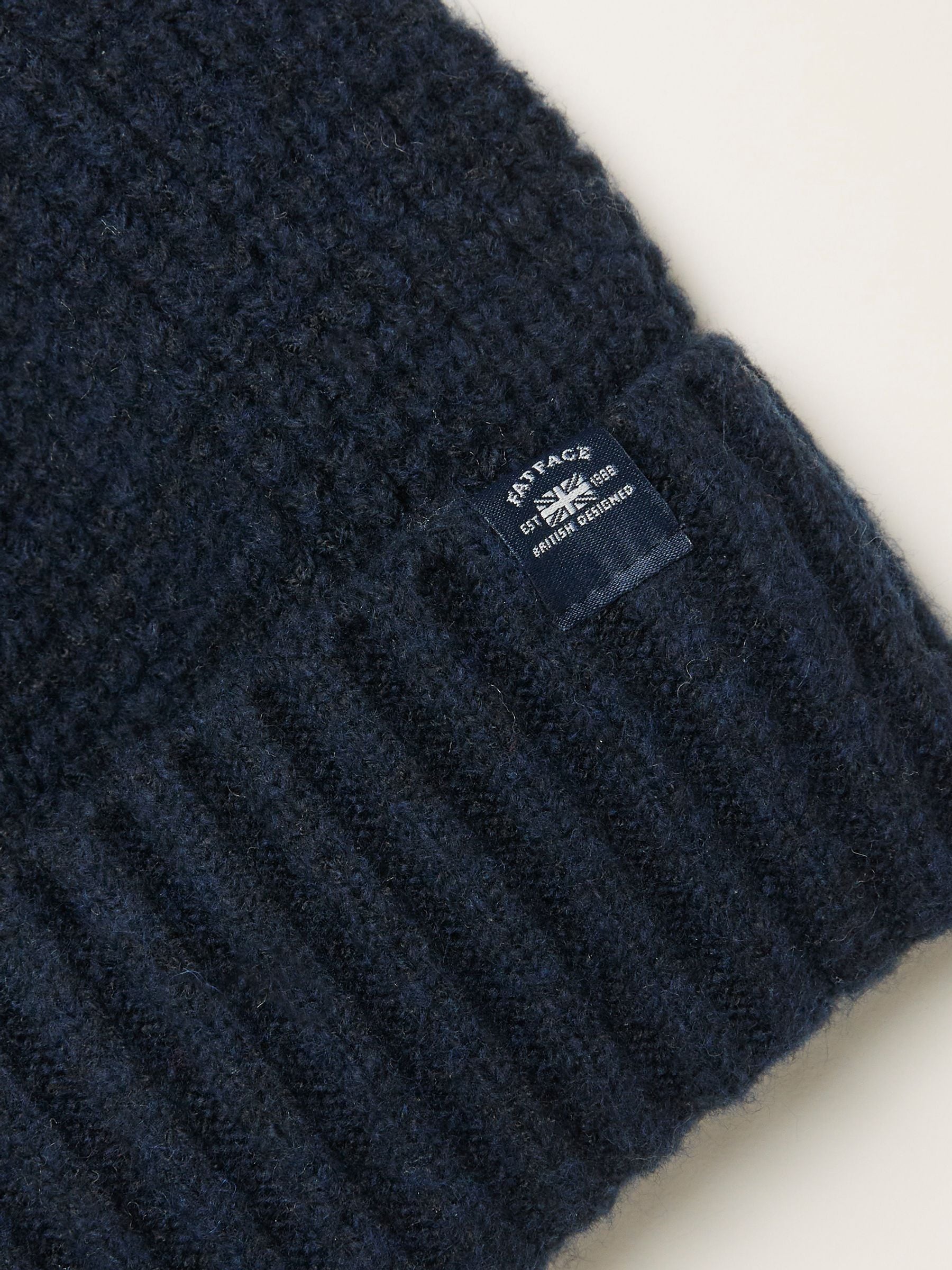 Marineblauw - FatFace beanie met wafelpatroon