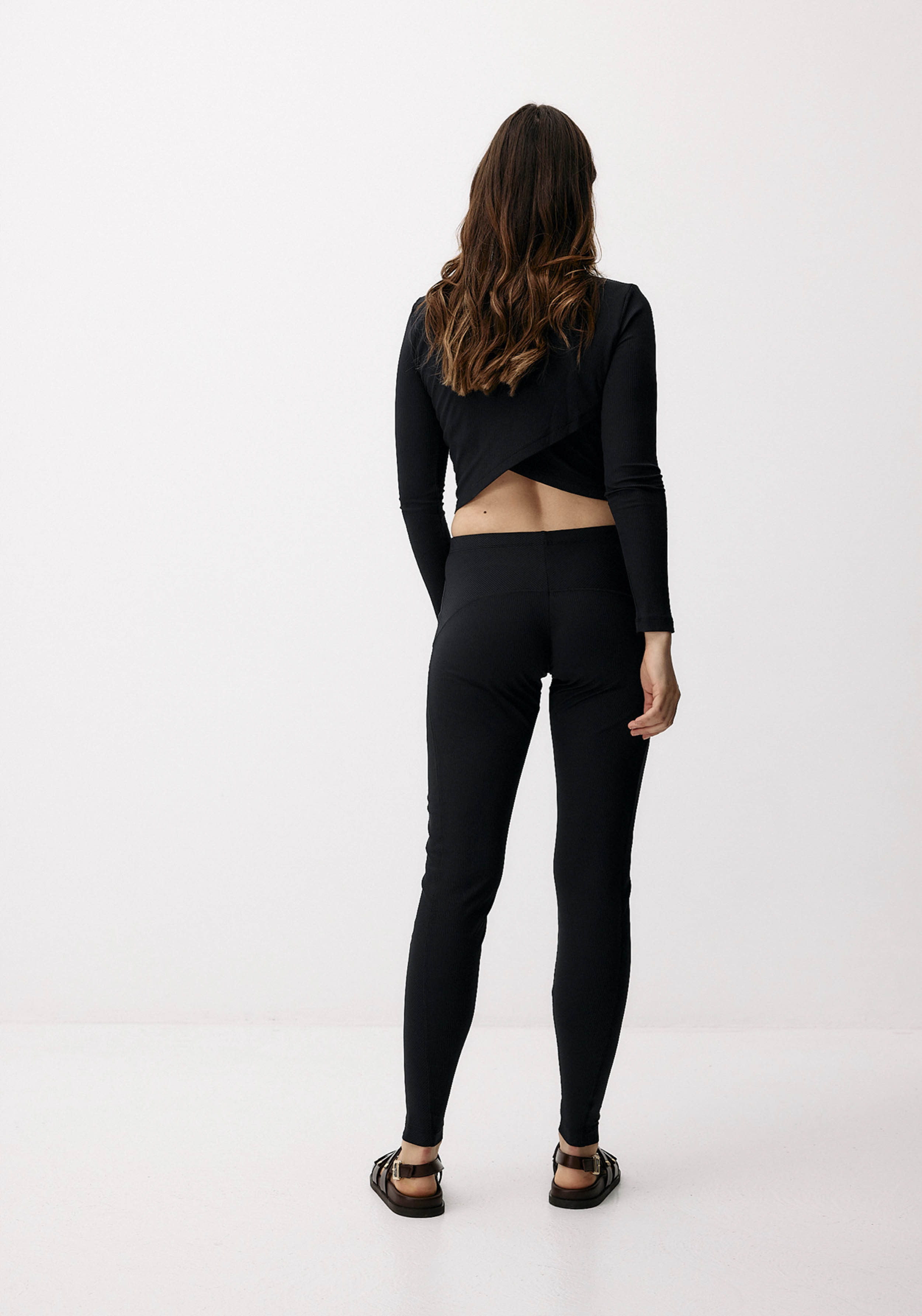 Moya Kala Hybrid Crop Top Darkest Blue