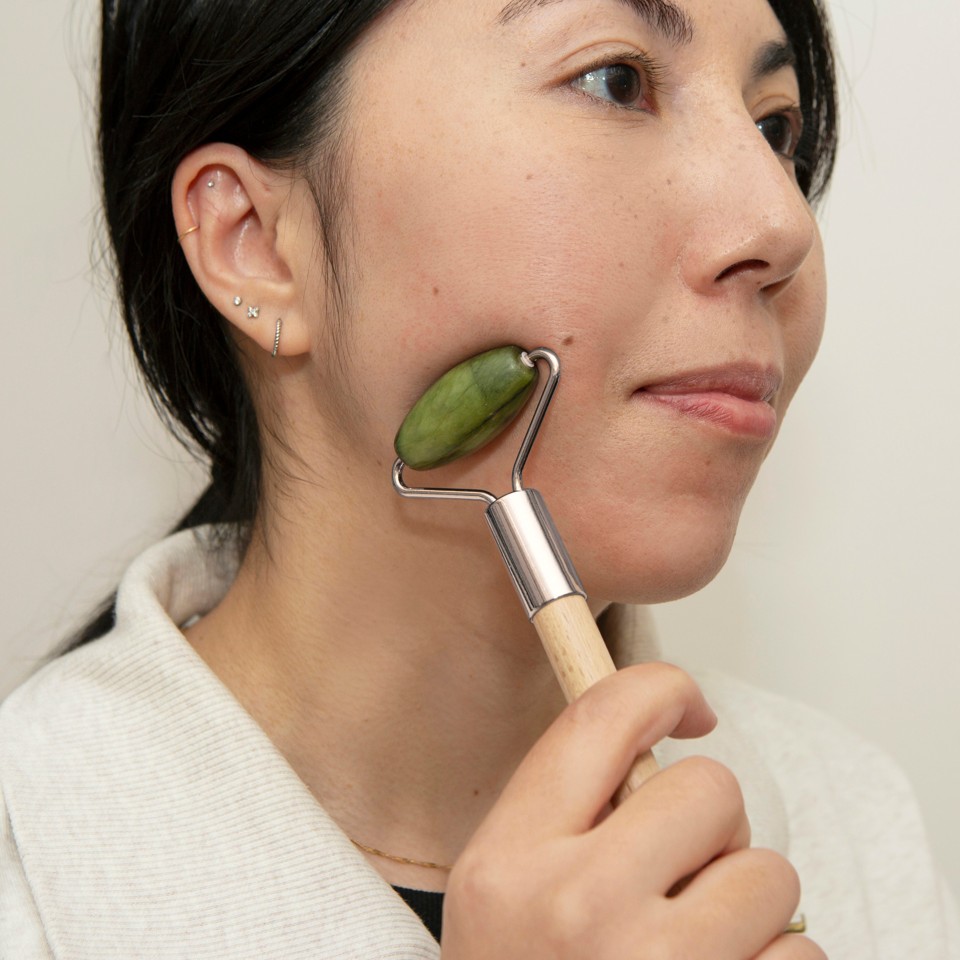 Jade Roller Pen