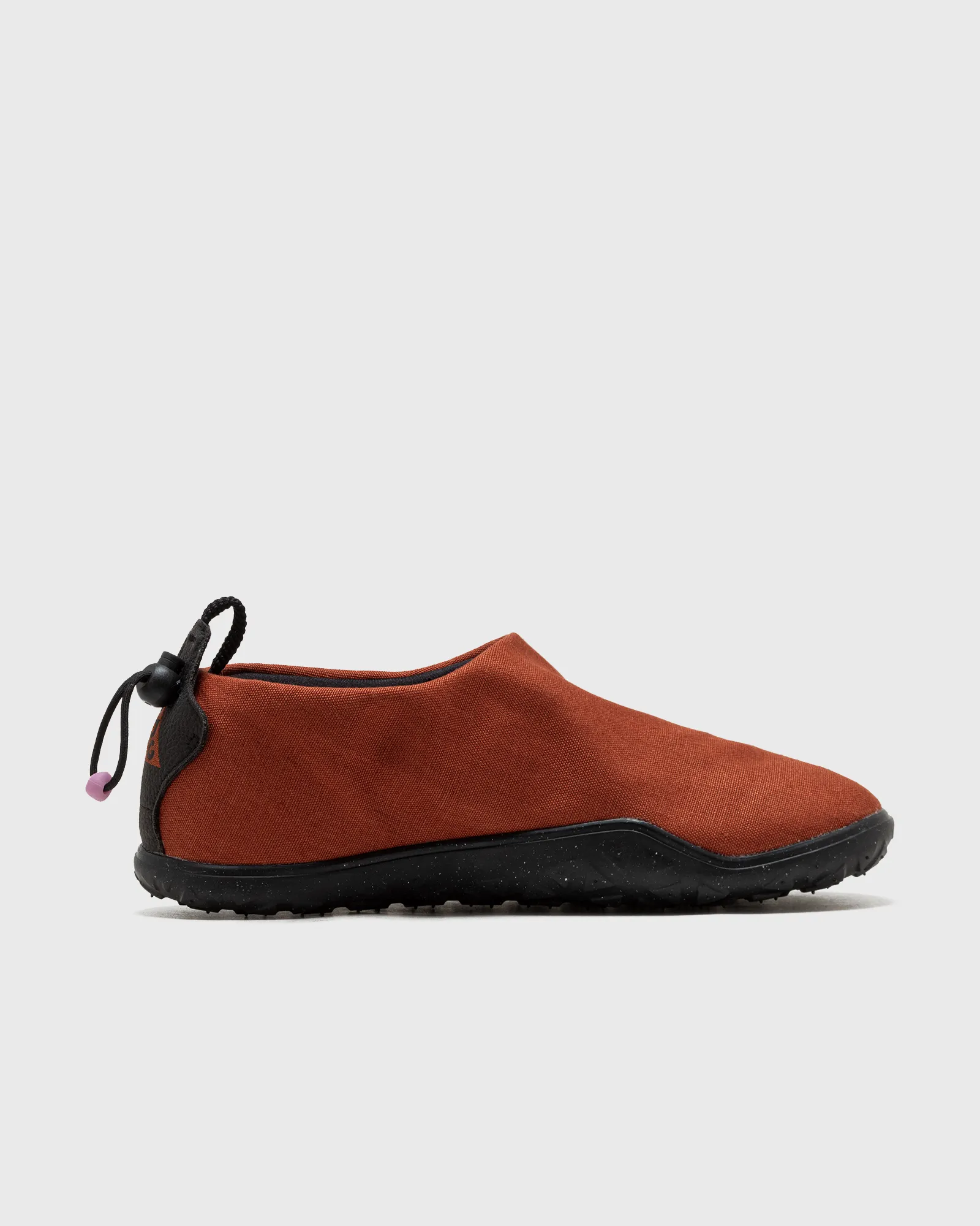 Nike ACG MOC