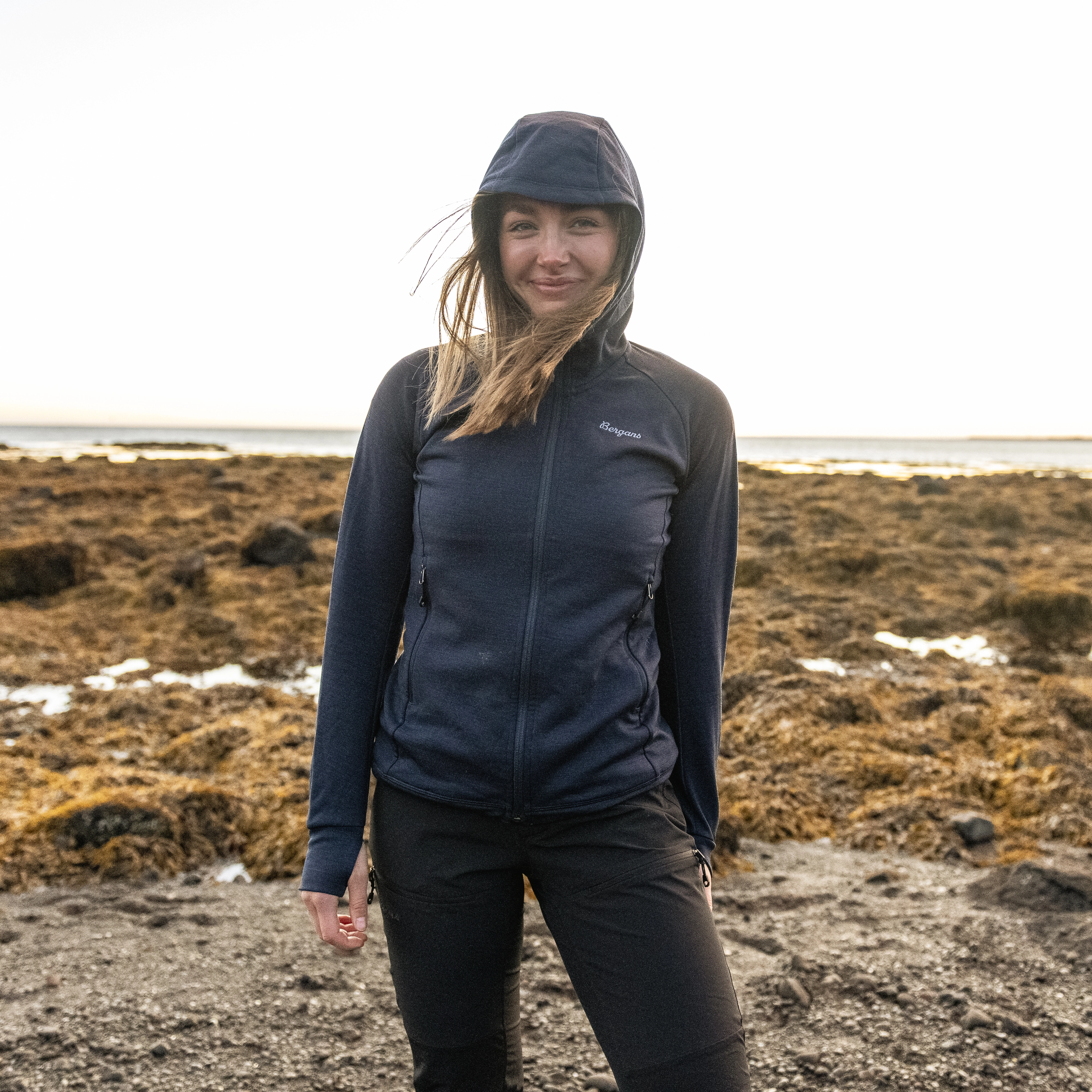 Rabot Merino Tech Midlayer Hoodie Women Navy Blue