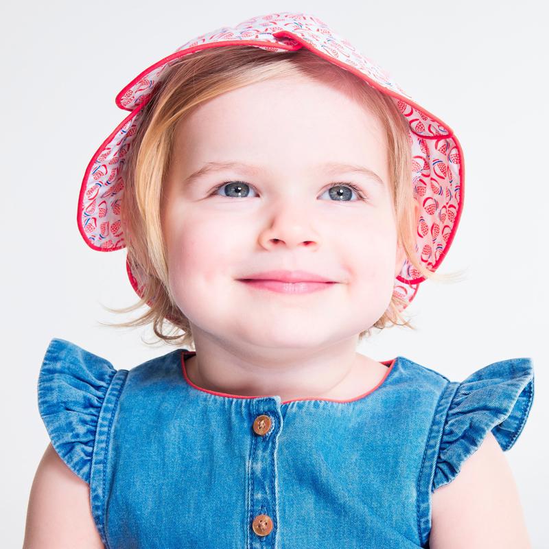 Chapeau cloche bords pétales rouge bébé fille Rouge