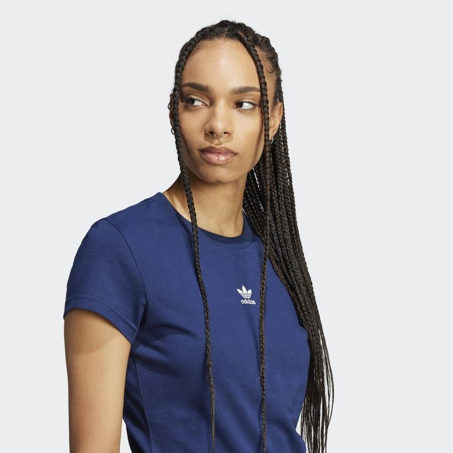 Adidas Original T-shirt slim Essentials