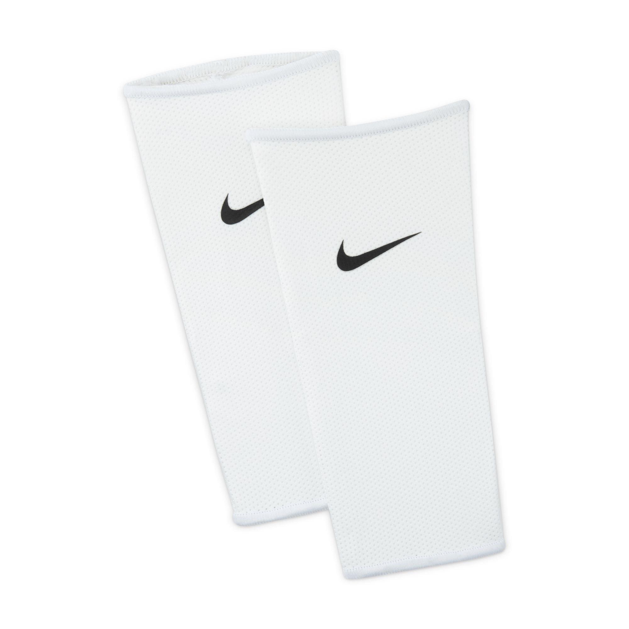Nike Guard Lock Sleeve