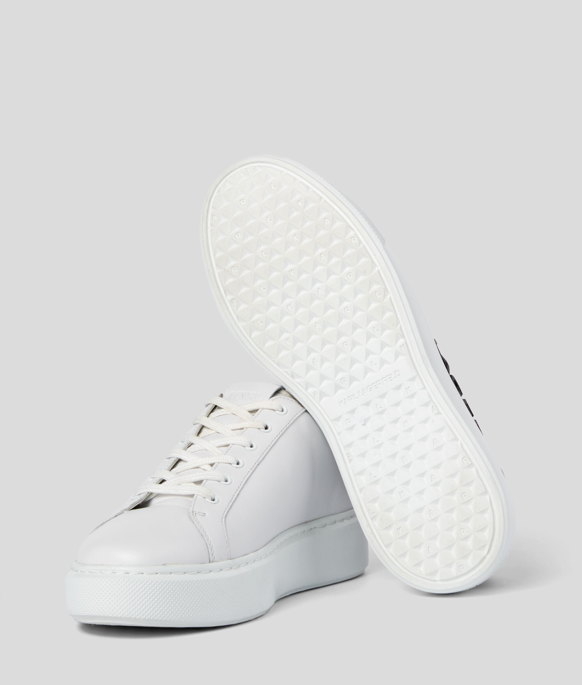 Baskets à logo injecté Karl Maxi Kup