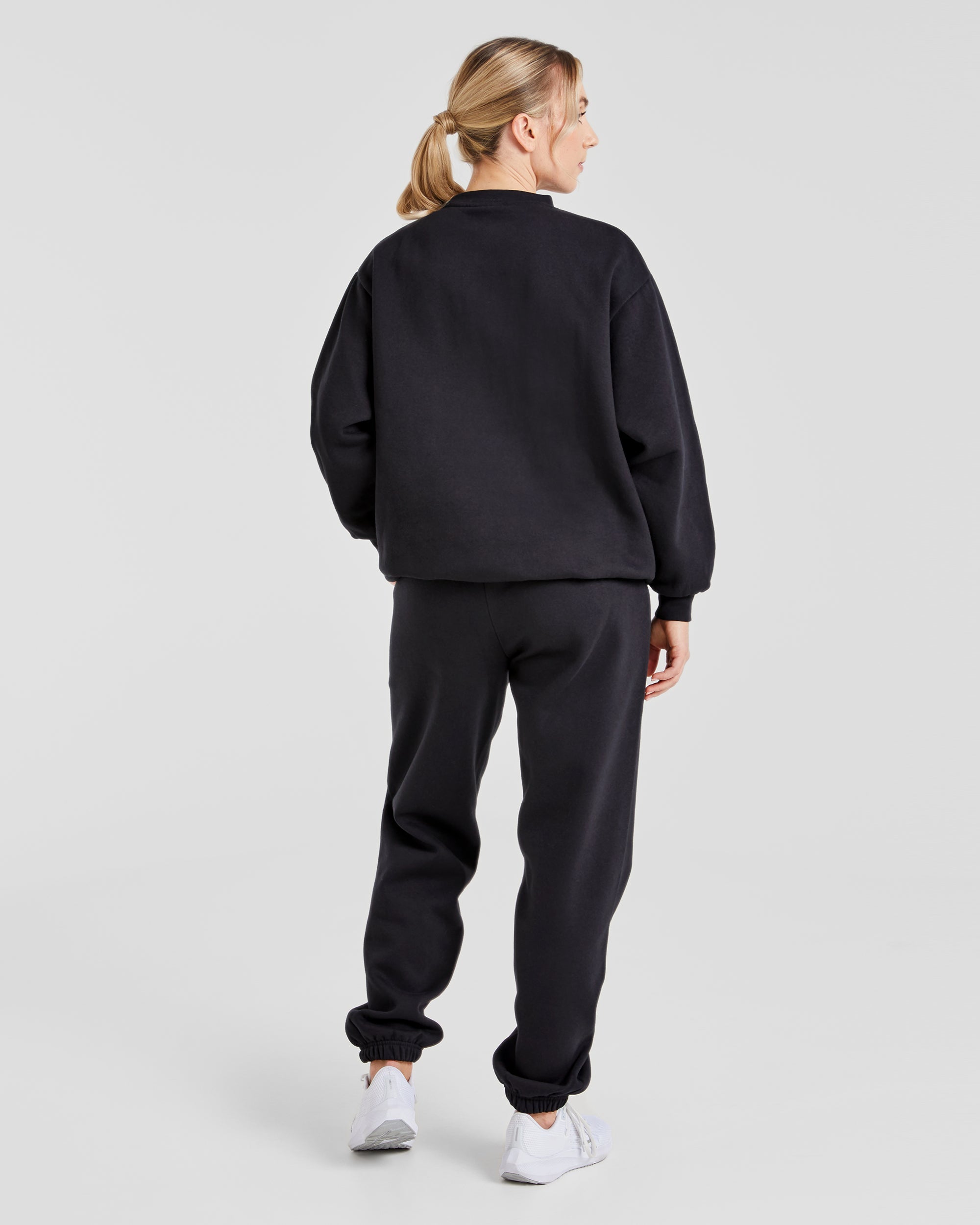 Varsity Graphic Oversized Sweatshirt
