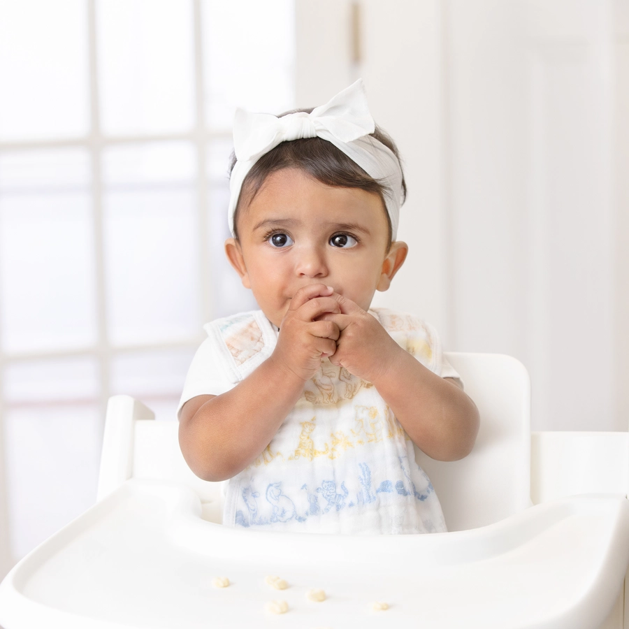 aden + anais™ Baumwoll-Musselin Lätzchen Winnie the Pooh 3er-Pack