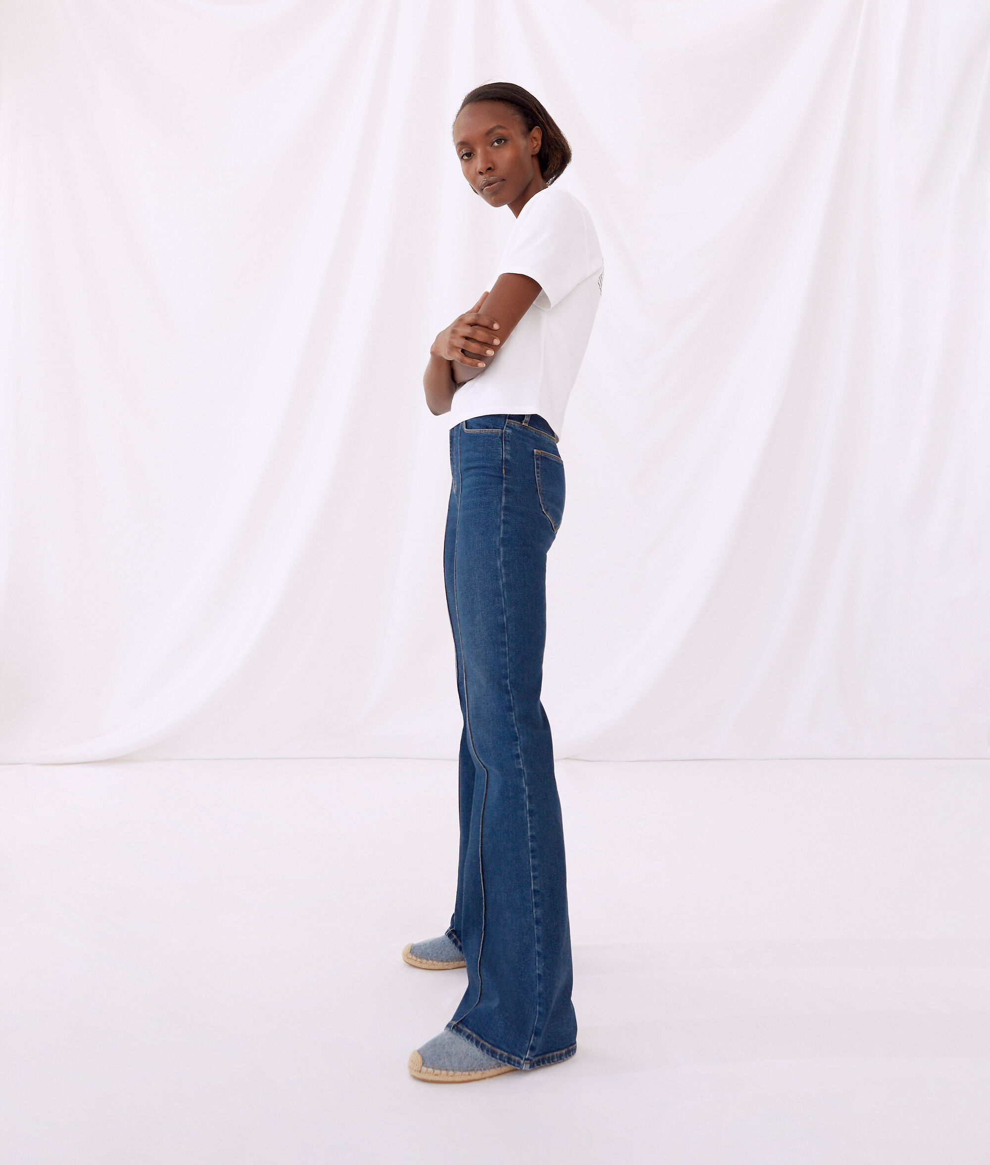 PANTALON EN JEAN TAILLE HAUTE KARL x AMBER VALLETTA