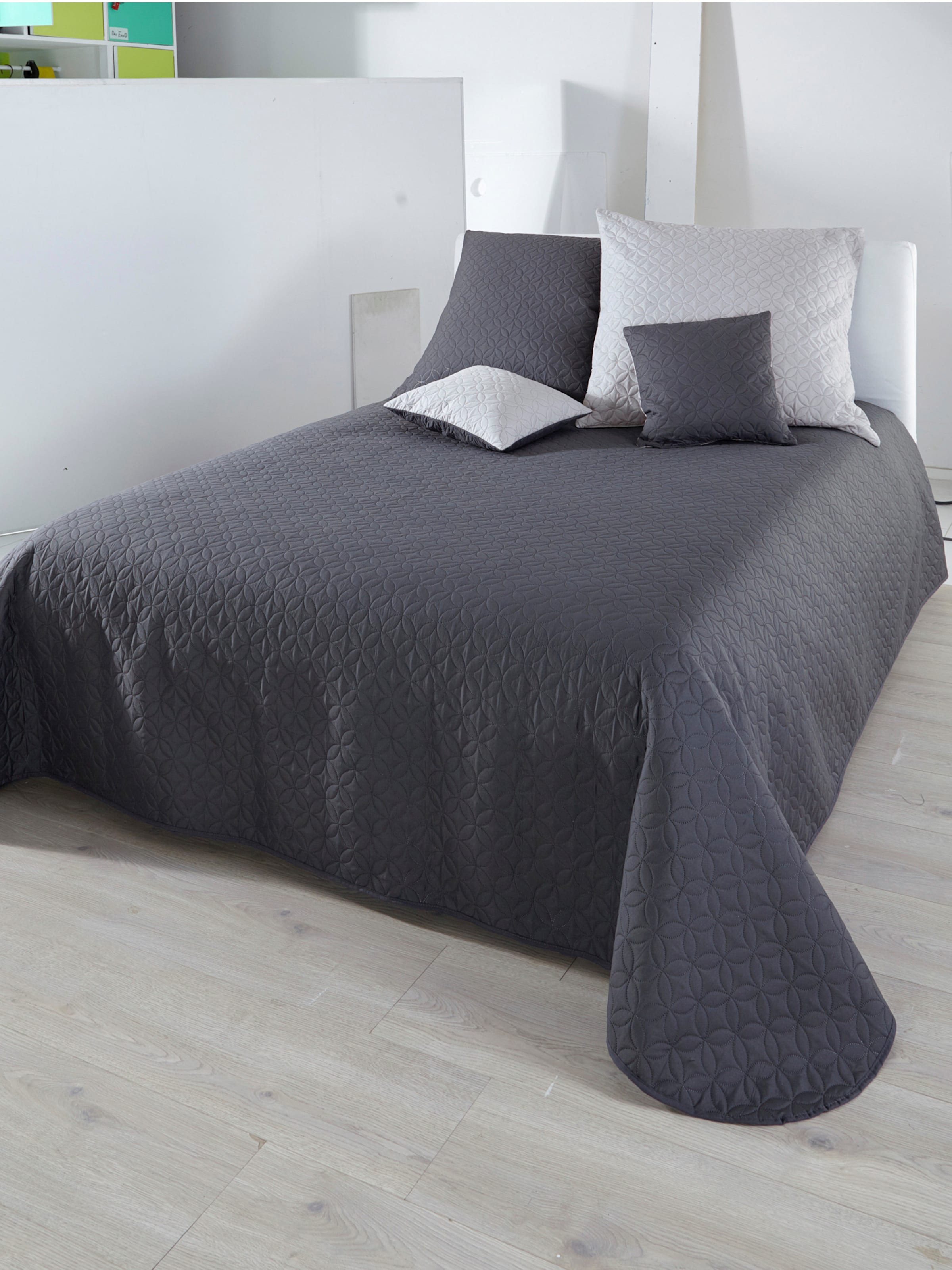 heine home Tagesdecke in grau-anthrazit