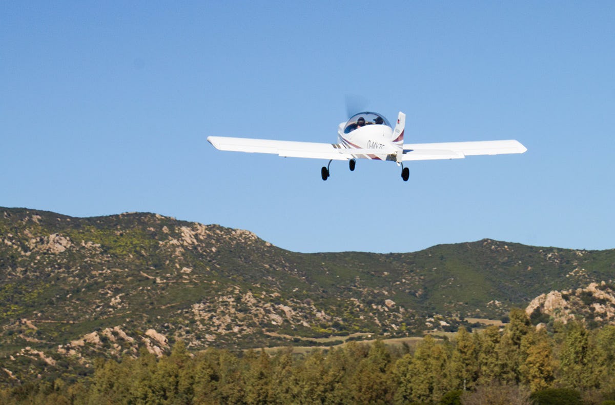 Rundflug im Ultraleichtflugzeug Freiburg im Breisgau (60 Min.)