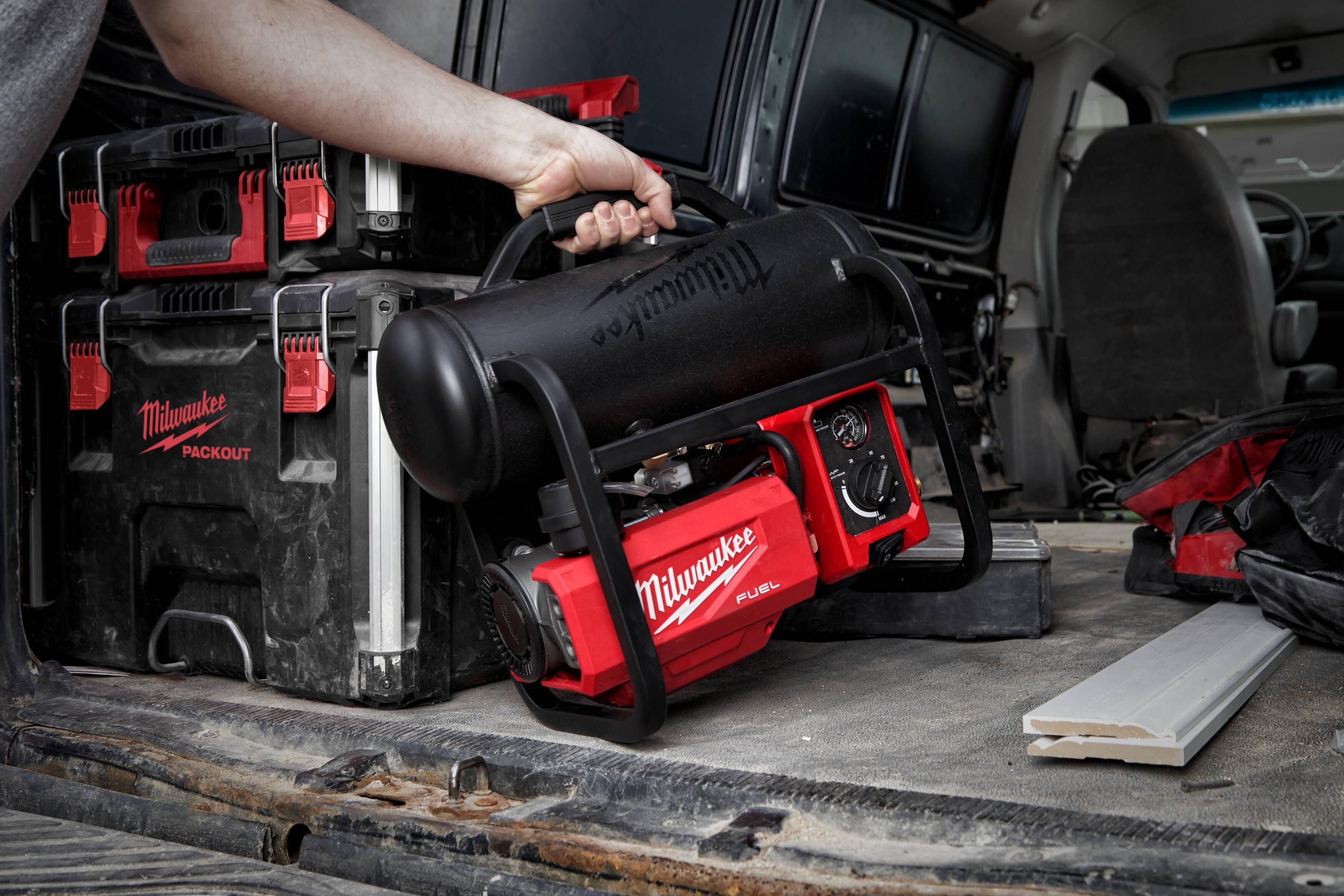 Milwaukee M18 FUEL™ FAC-0 Accu Compressor 18V Basic Body - 4933472166
