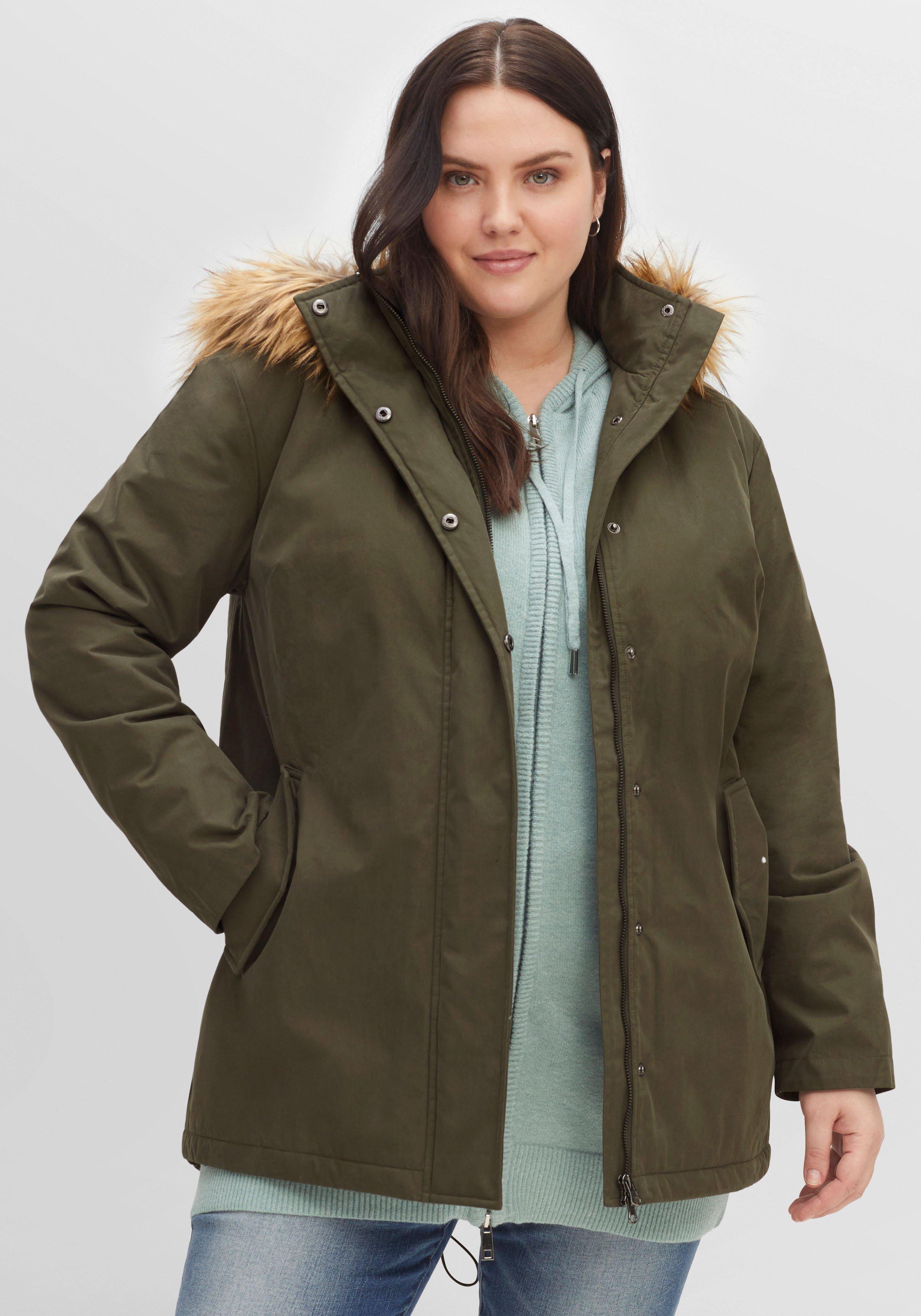Parka mit Fellimitat-Kapuze und Oversized-Schultern