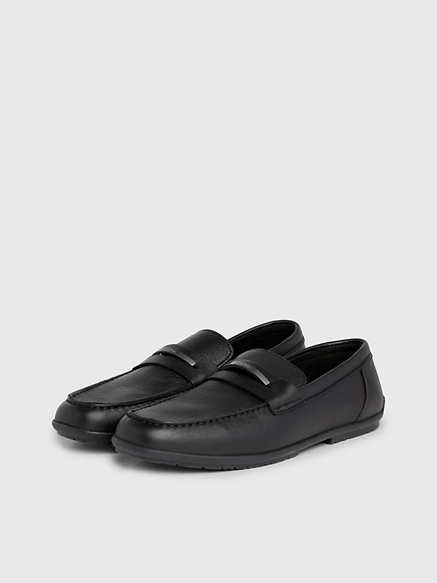 mocassins de couro