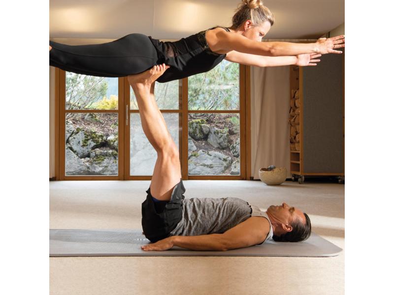 Airex Gymnastikmatte Xtrema Anthrazit, 178 cm Robuste Fitnessmatte besonders im Freien