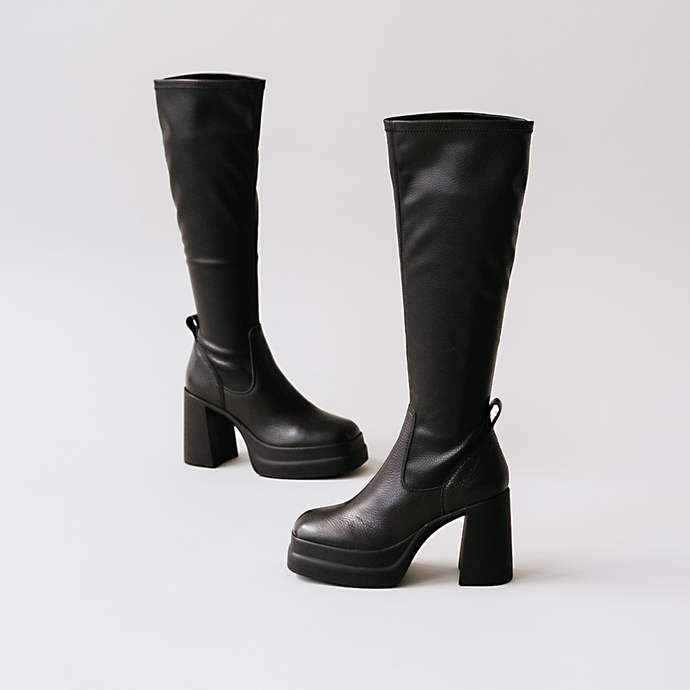 Bottes hautes à plateformes  en cuir grainé noir