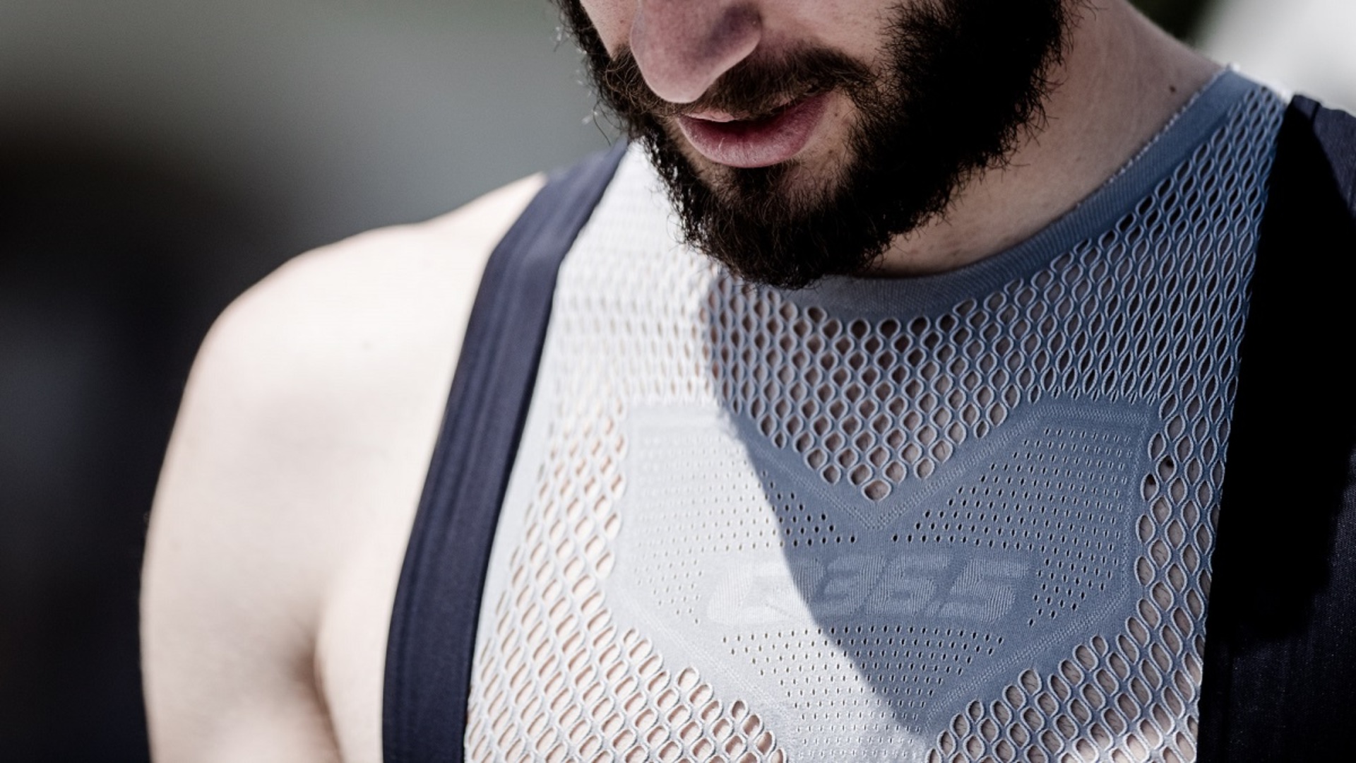Q36.5 Zero Mesh Ondershirt Mouwloos Grijs