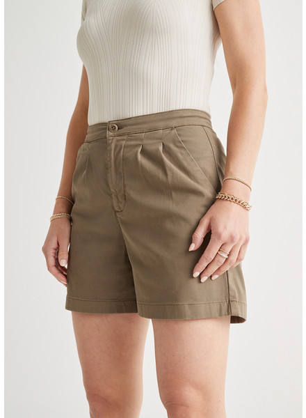 DU\/ER Live Free pleated Short W's