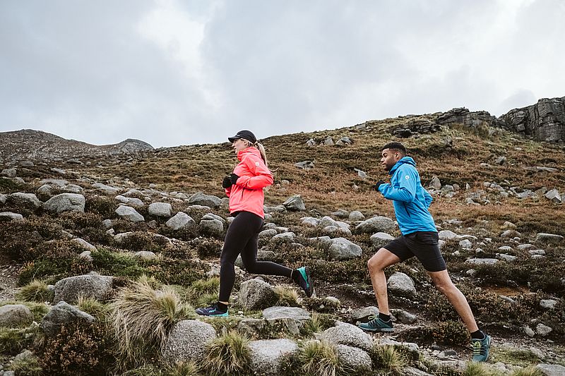 Laufjacke Venture Series MEN 16'000gsm Atmungsaktivität