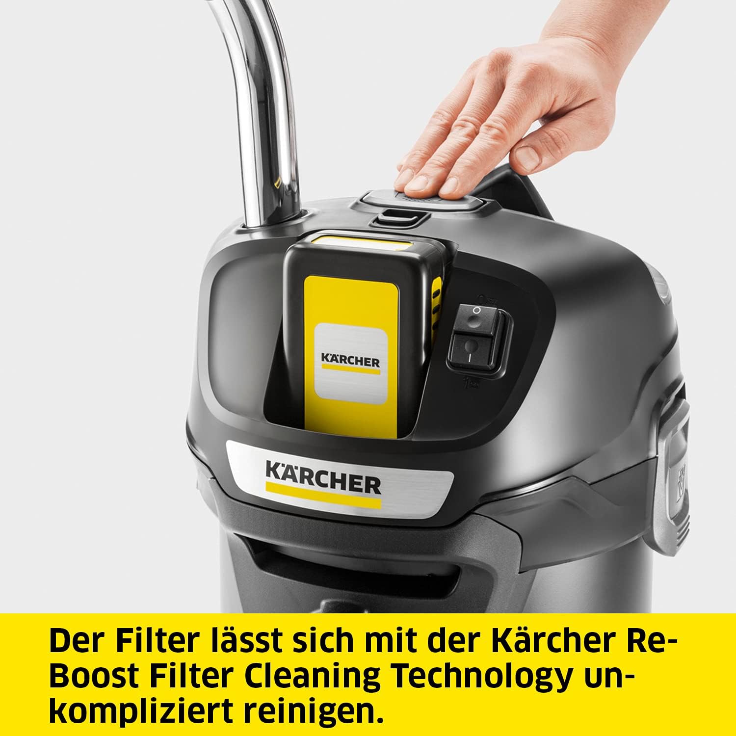 Kärcher 18 V Akku-Asche- und Trockensauger AD 2 Battery Set ideal für Kamin- und Pelletöfen, inkl. 18 V/2,5 Ah Akku und Schnellladegerät, flammhemmendes Material, Saugschlauch: 1,2 m