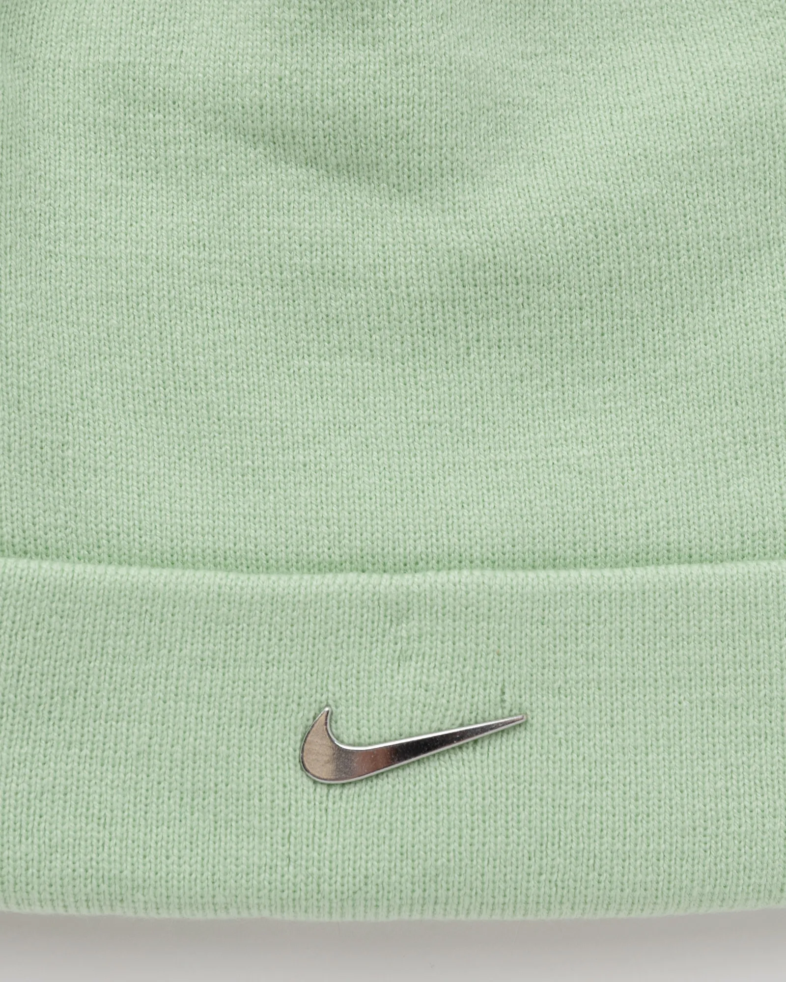 Nike PEAK STANDARD CUFF METAL SWOOSH BEANIE
