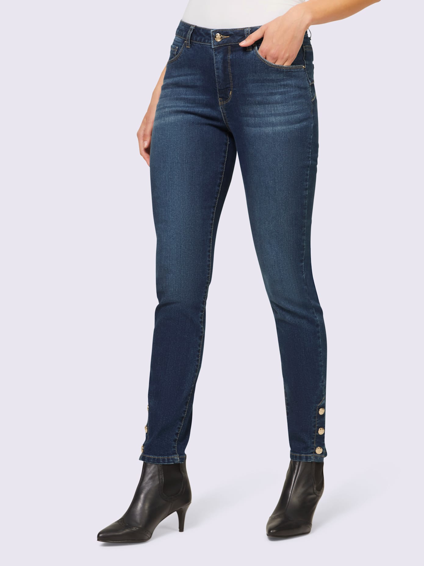 Jean push-up boutons-pression aux échancrures