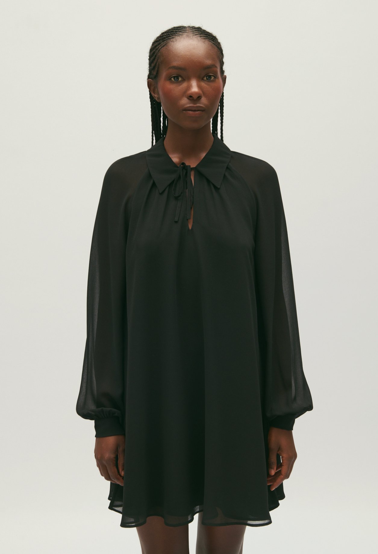Robe courte fluide