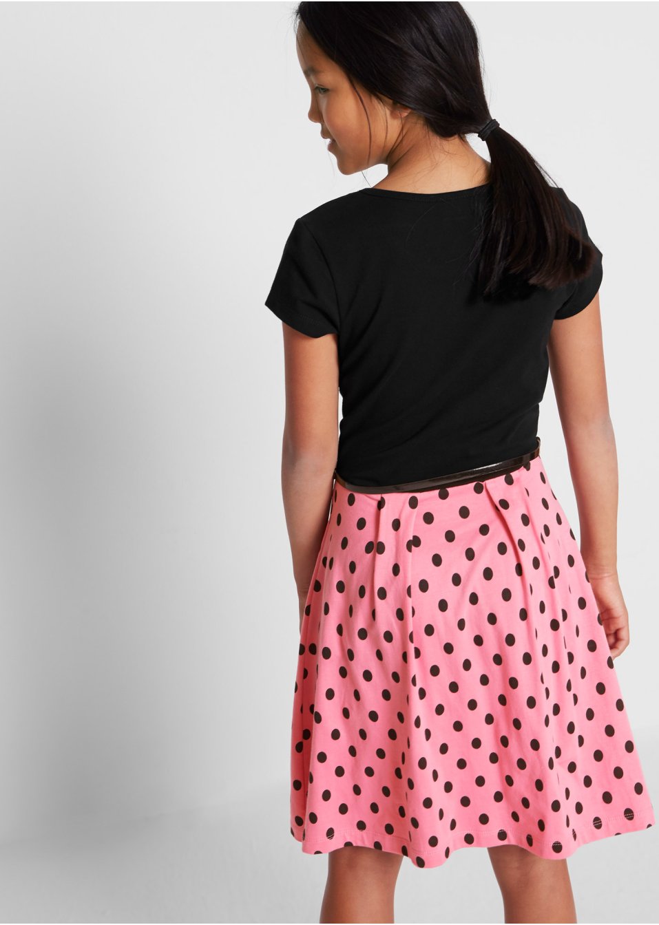 Robe fille avec ceinture