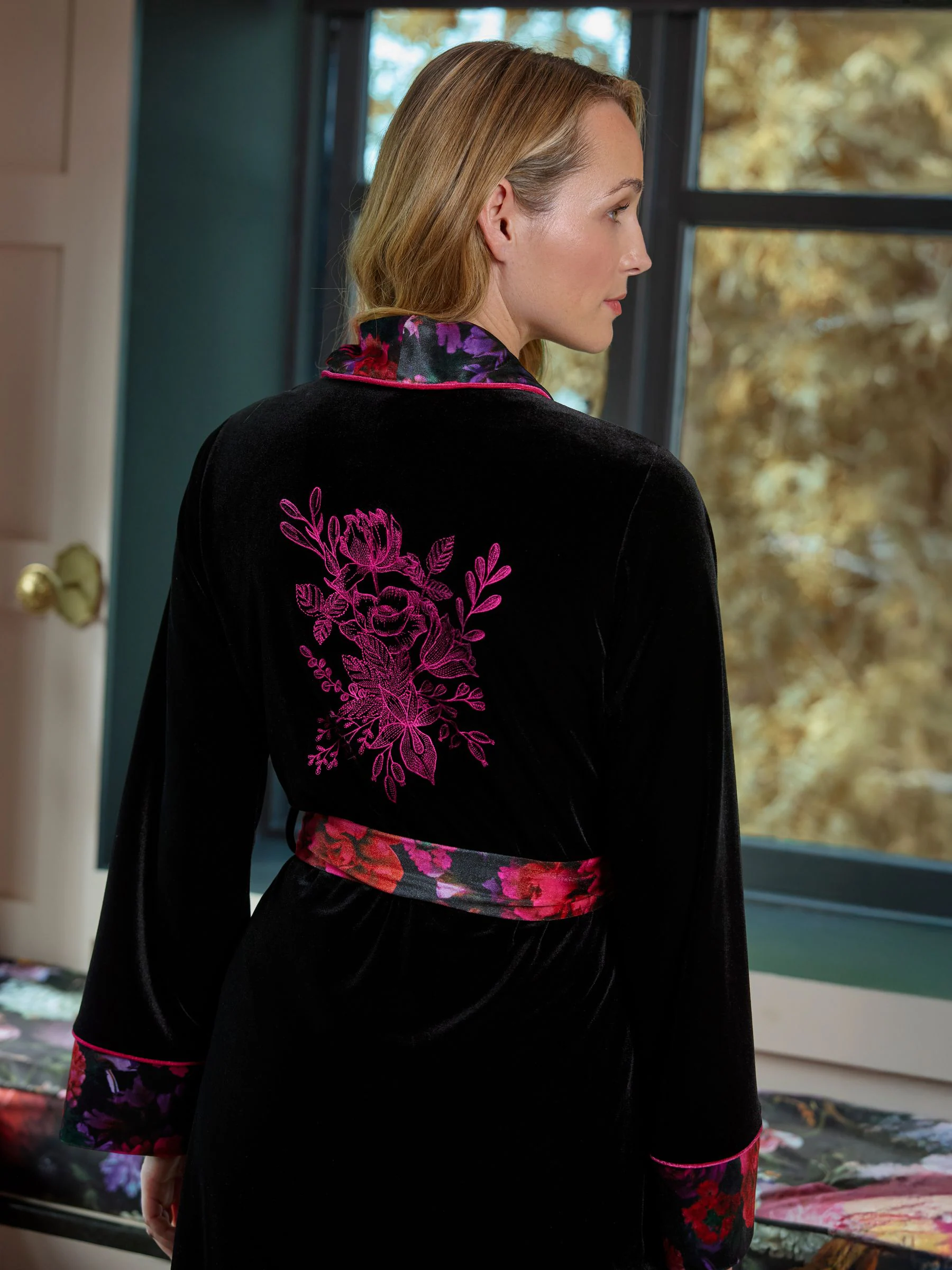 Joe Browns Boutique Floral Velour Dressing Gown