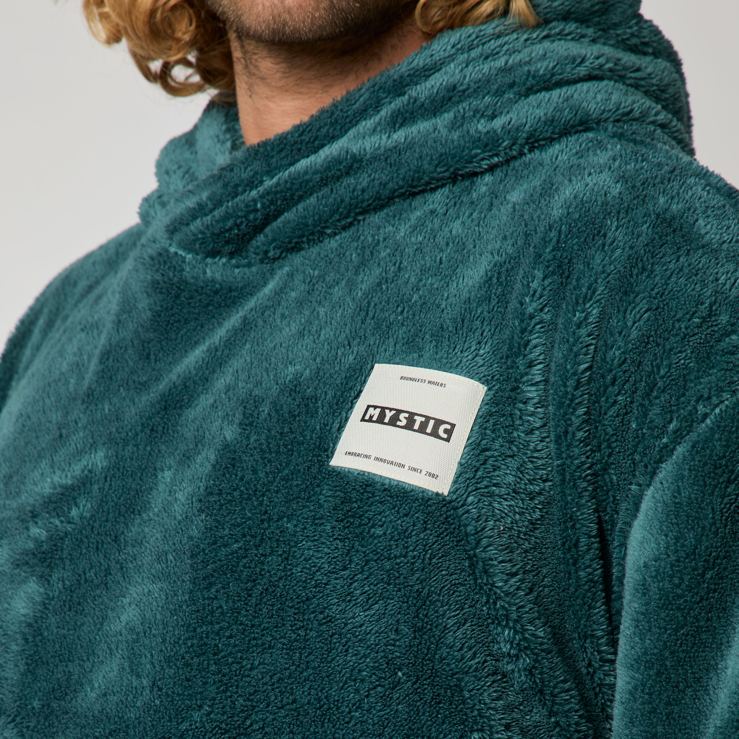 Mystic Poncho Teddy 2025 Moss
