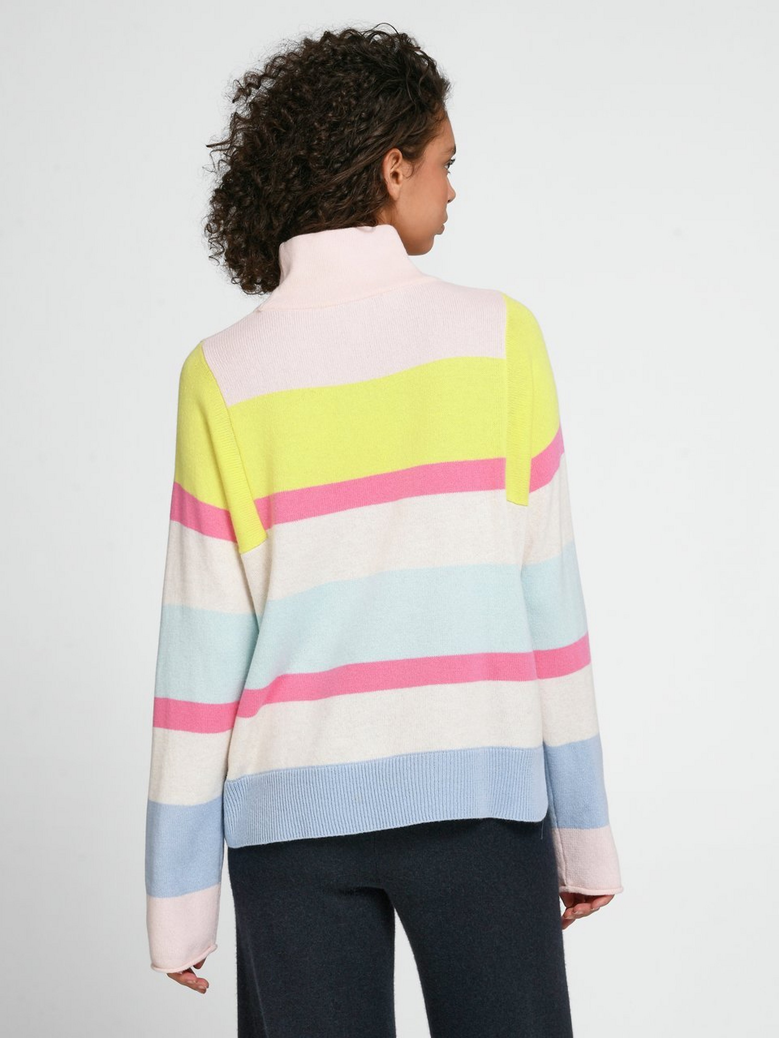 Pullover mit Stehbund