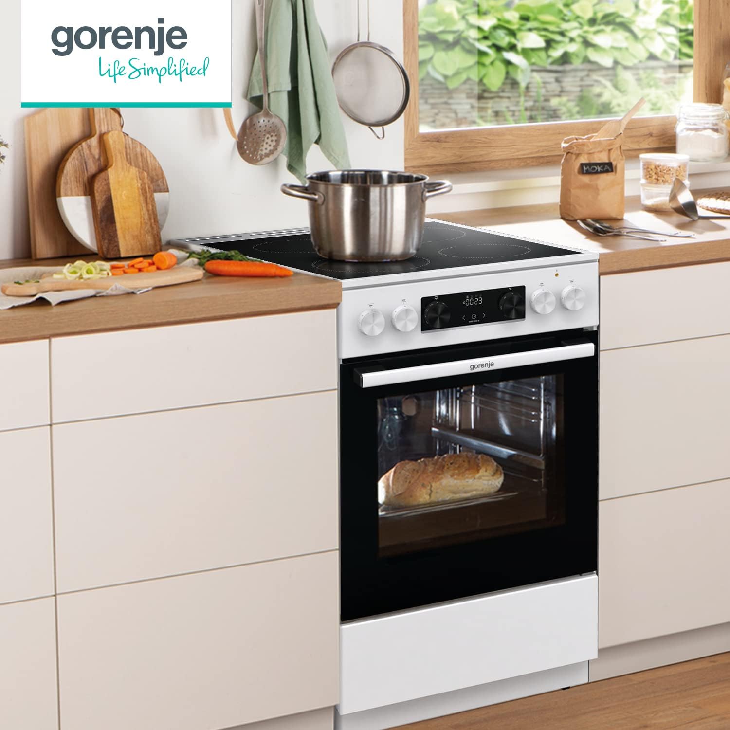 Gorenje GECS5C 70 WA Elektro-Standherd mit Glaskeramik-Kochfeld / 50 cm / 70 Liter/Schnellaufheizung/AirFry/ExtraSteam/Teleskopauszug/AquaClean/weiß