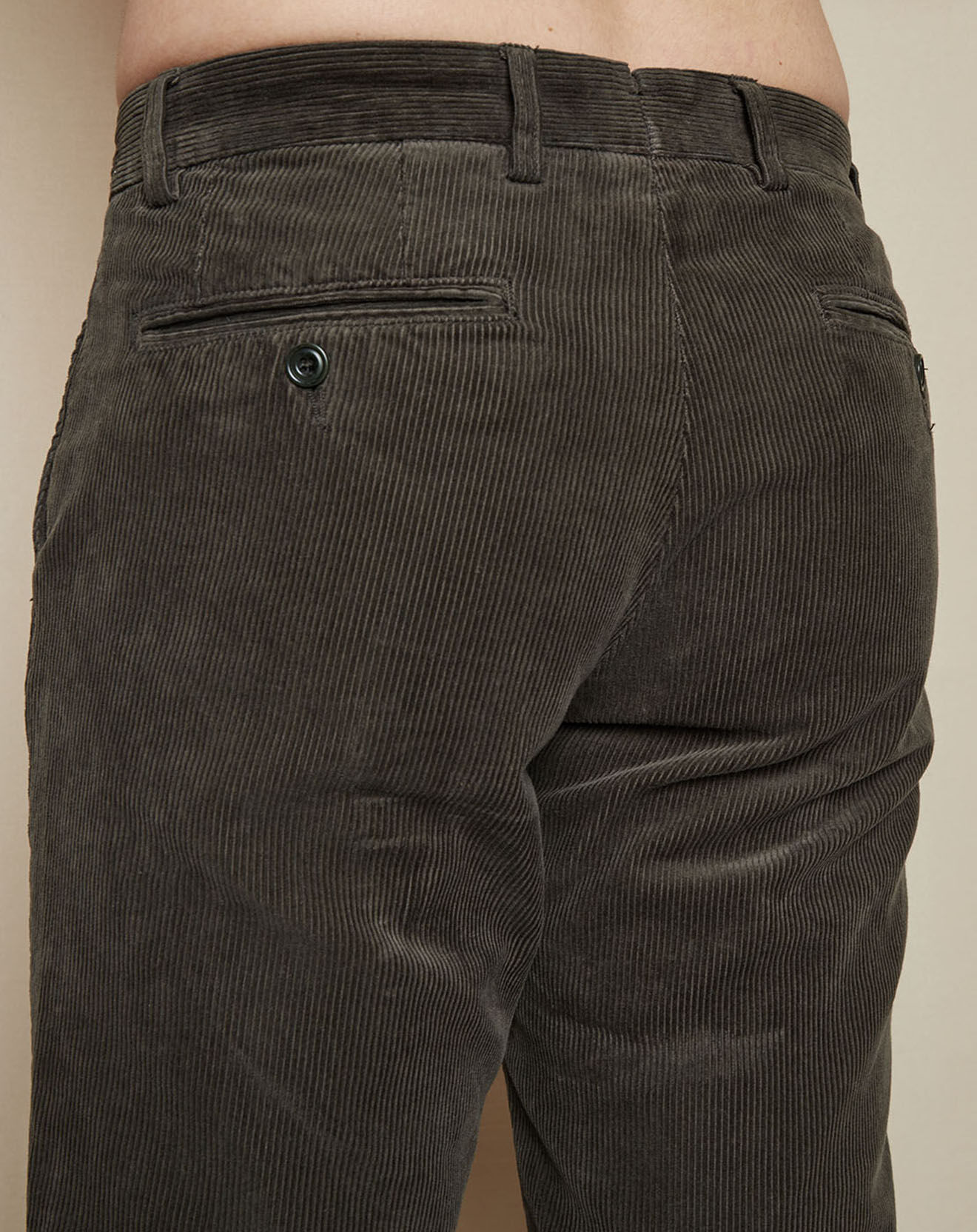 Hartford Pantalon en velours côtelé Tobby vert olive