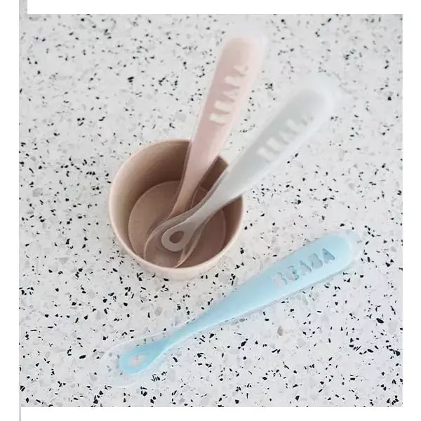 Colher de silicone macio Béaba para a primeira refeição, azul