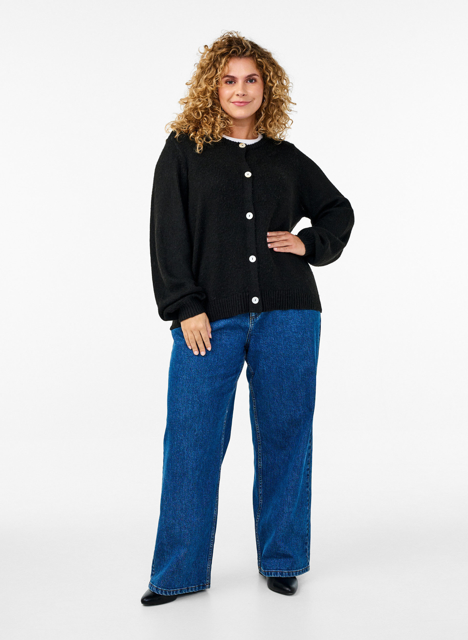 Strikcardigan med uld og knapper