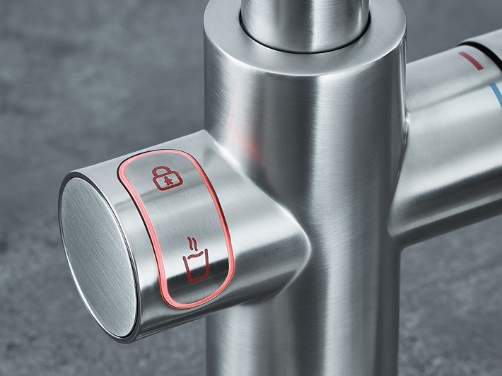 Grohe Red New Duo kokend water kraan met L uitloop en L formaat boiler RVS