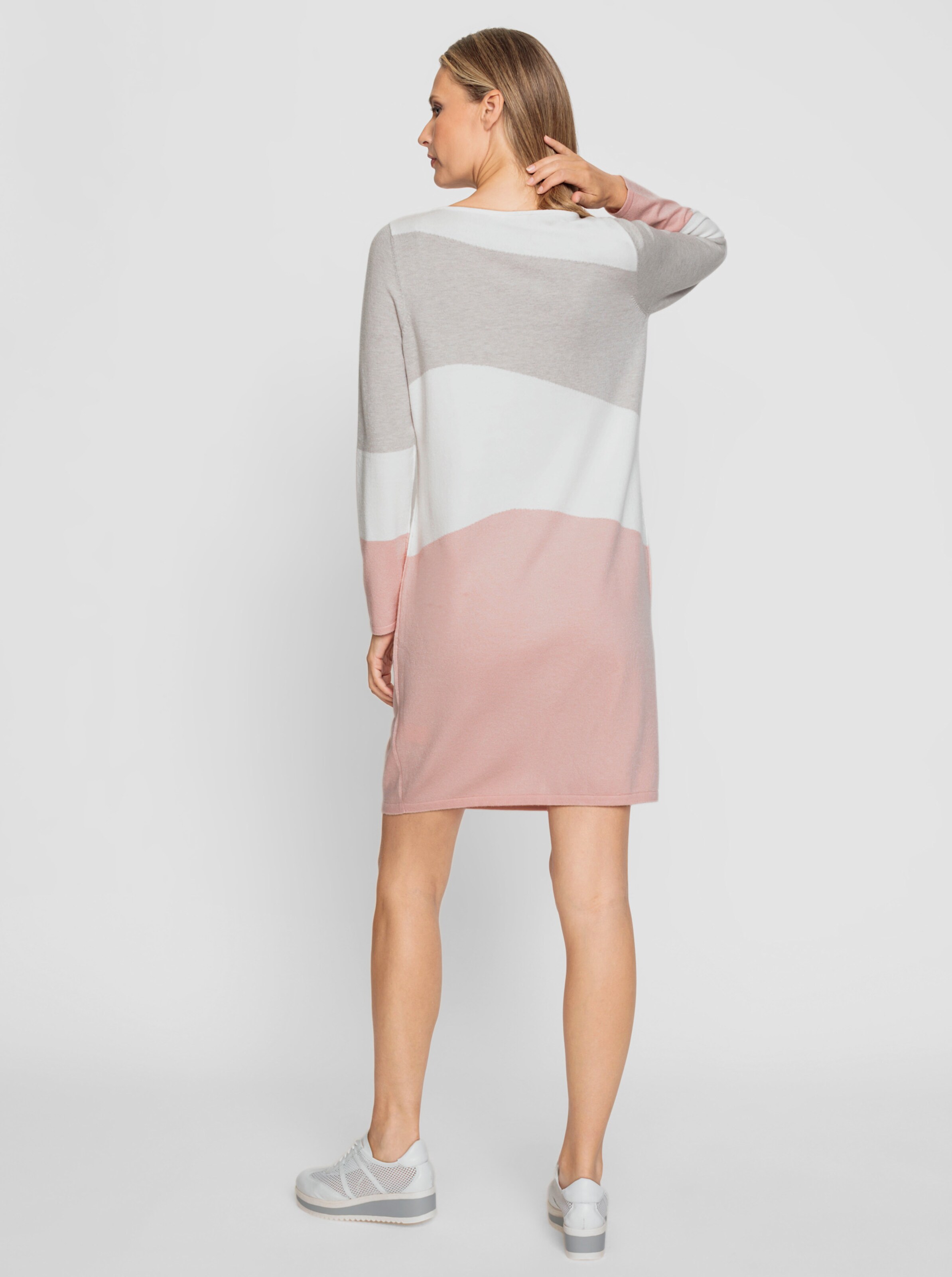 Strickkleid