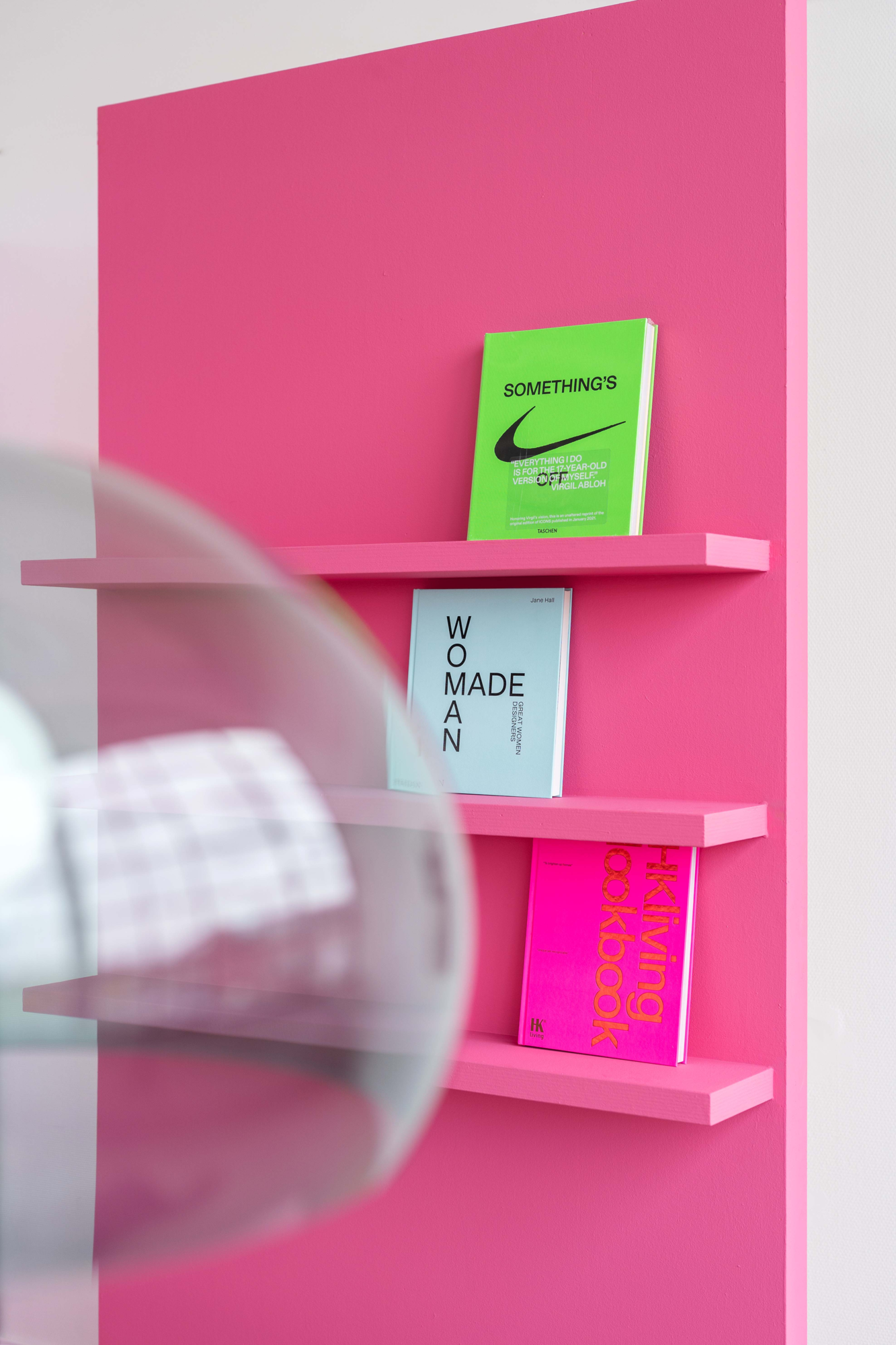 Virgil Abloh. Nike. ICONS