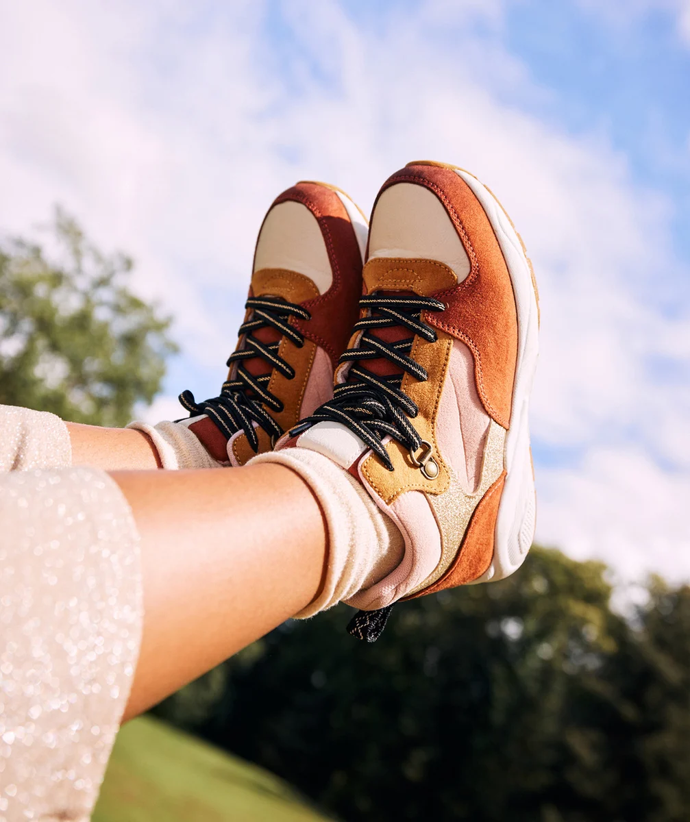 BASKETS MONTANTES FILLE COLORBLOCK AVEC LACETS