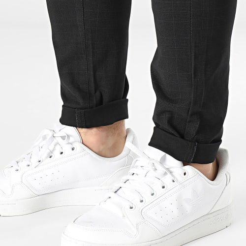 Pantalon A Carreaux Noir