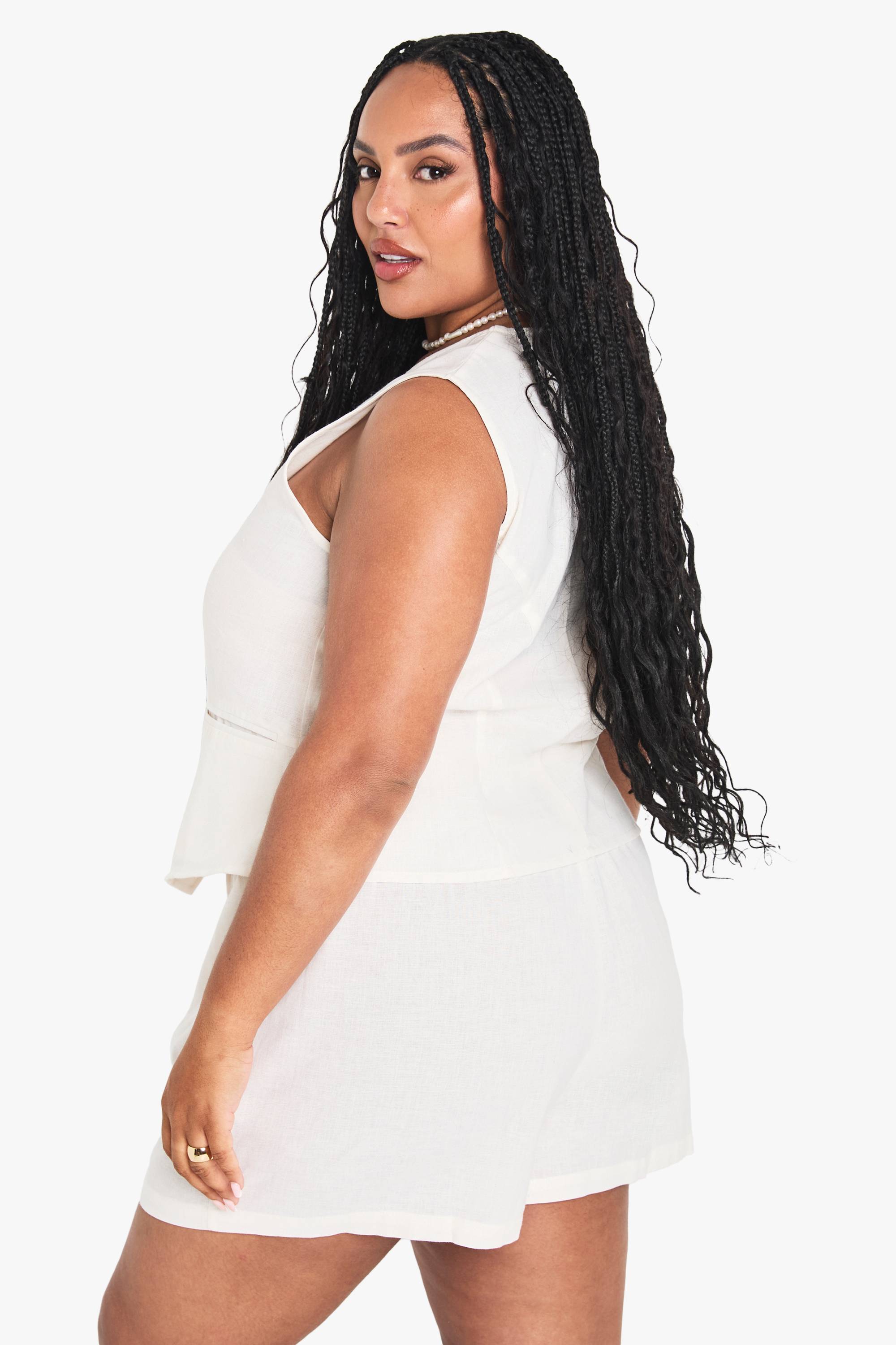 boohoo Ensemble de gilet et short effet lin en grande taille