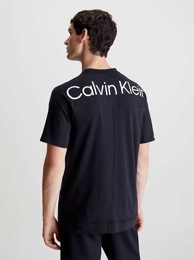 Camiseta de academia