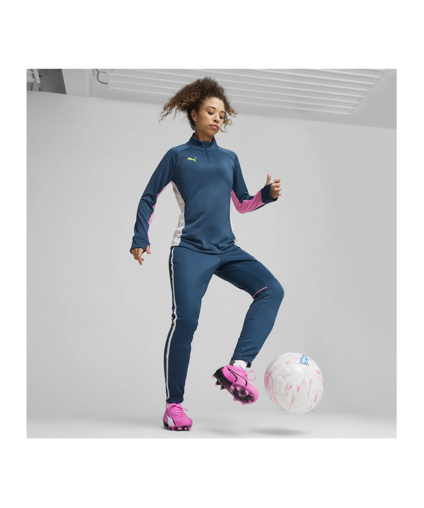 PUMA individualBLAZE Trainingshose Damen Blau F10