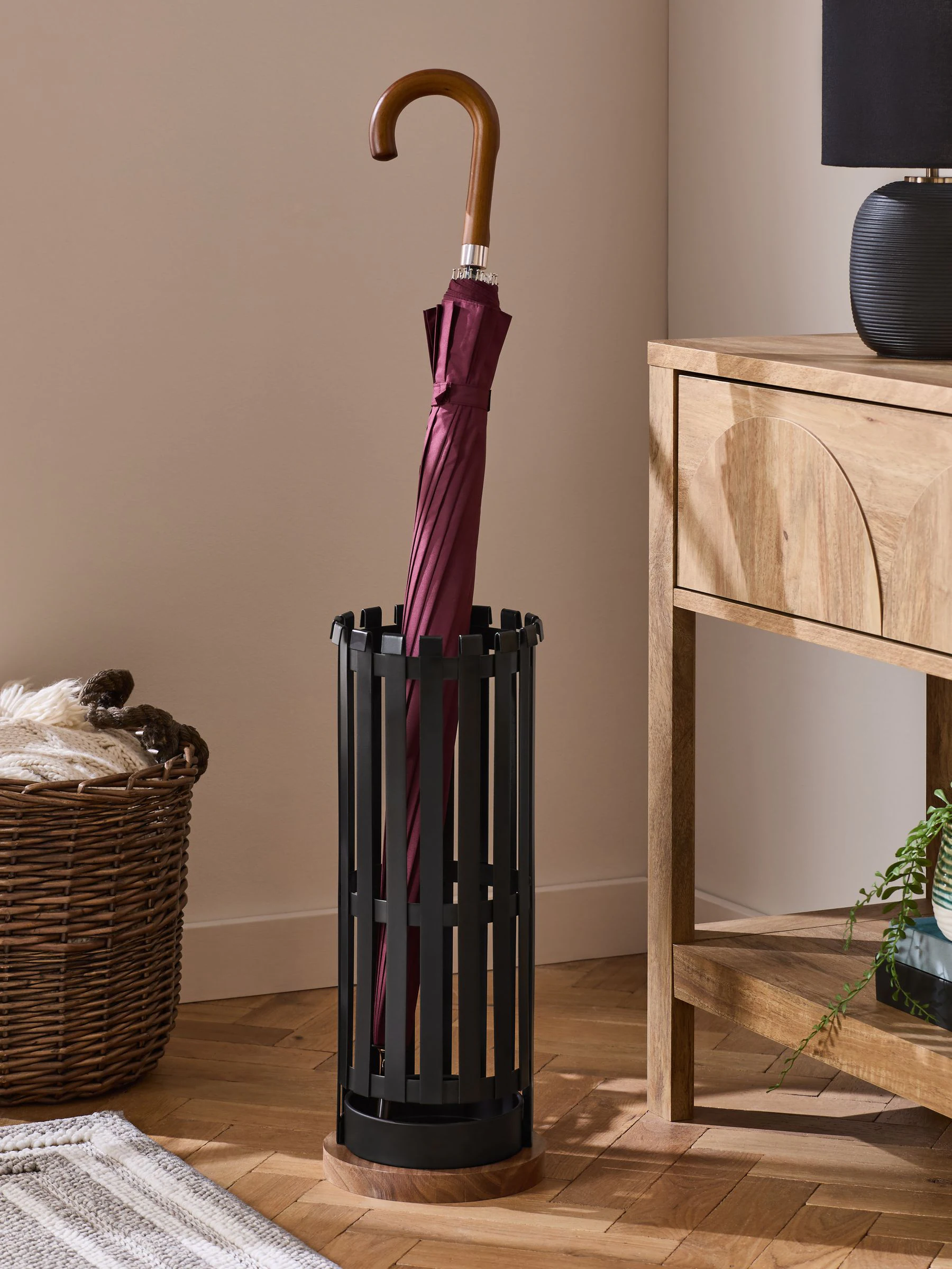 Bronx parapluhouder van metaal en hout